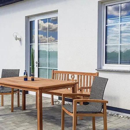 Lovely In With Kitchen